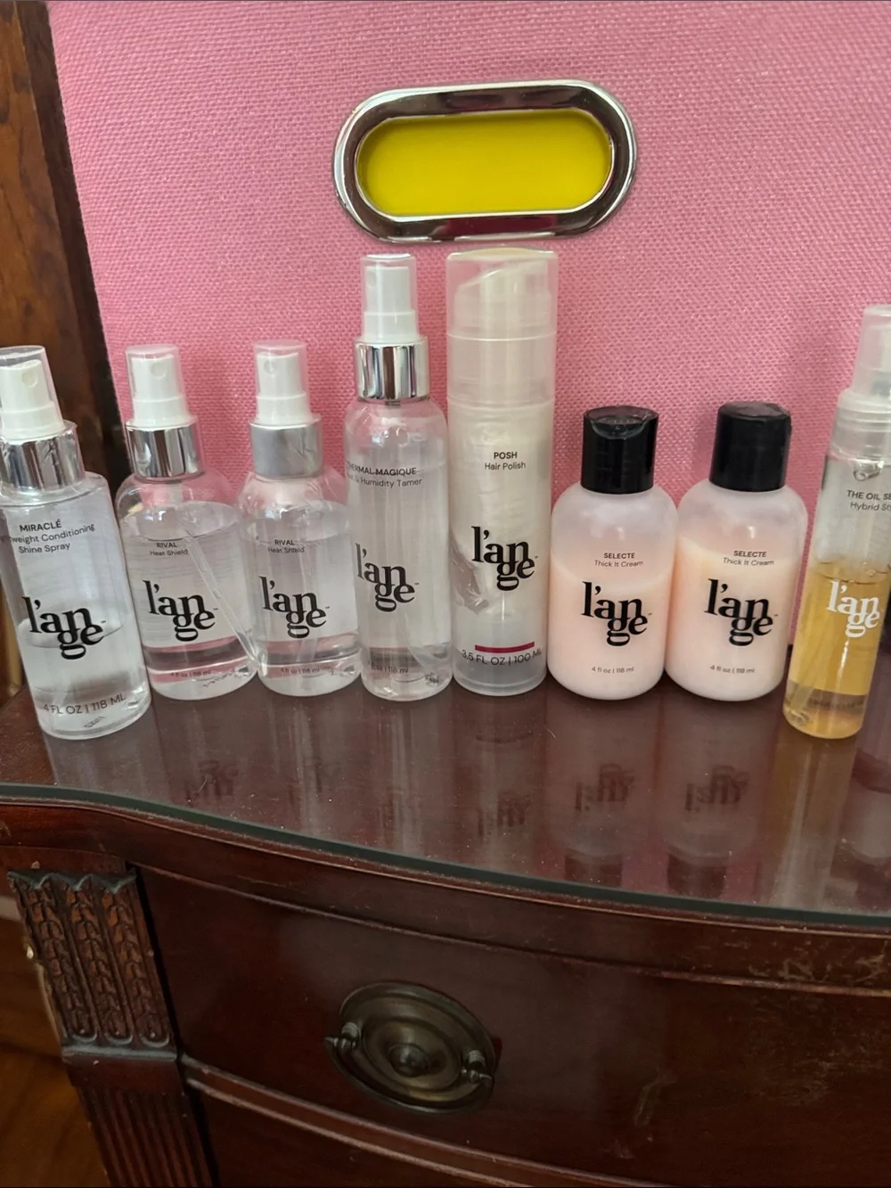 8 items from L’ange - Picture 1 of 7